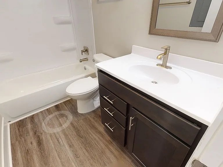 4001 Holdrege St — Photo 12