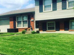 1001 Elmendorf Dr, Lexington, KY 40517