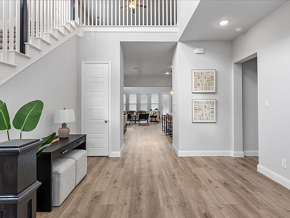 4th image of 12995 Wimbledon Way