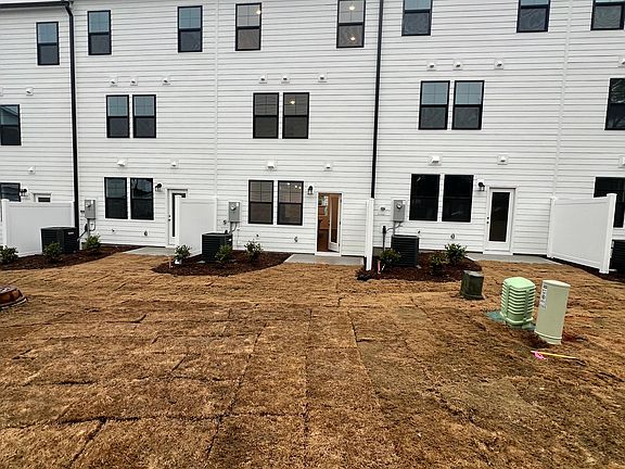 2nd image of 2305 Oakwood Meadows Ct