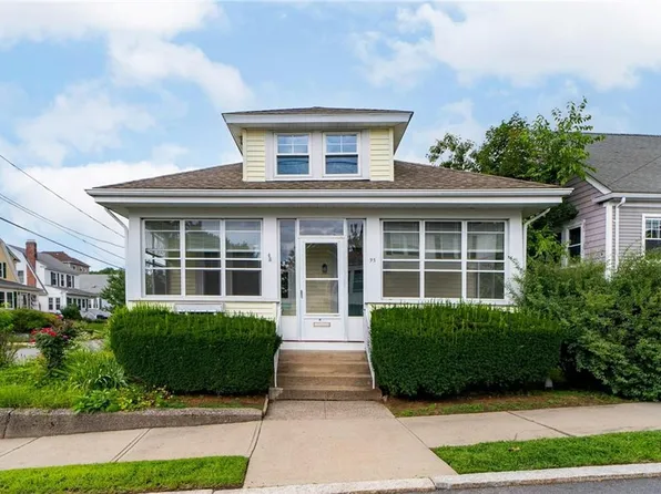 95 Basswood Ave, Providence, RI 02908