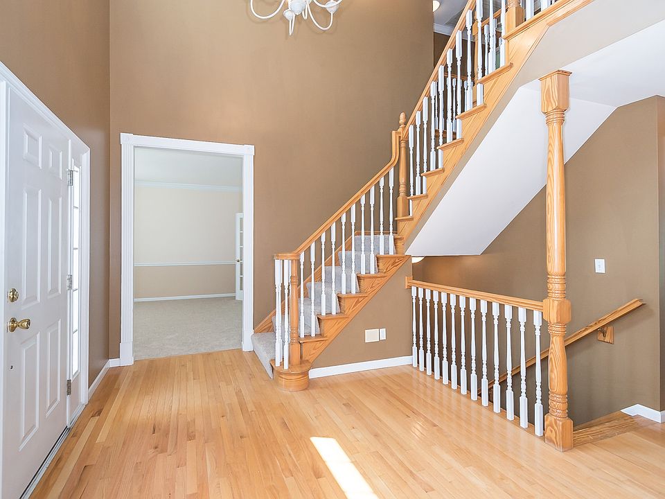 2nd image of 14907 Straub Hill Ln