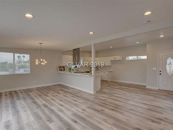 4th image of 1863 Caballero Way