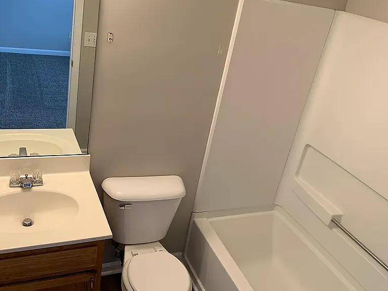 457 Dabney Dr — Photo 10