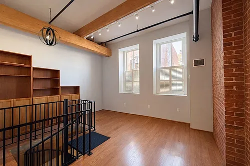 172 Middle St #108 Photo 1