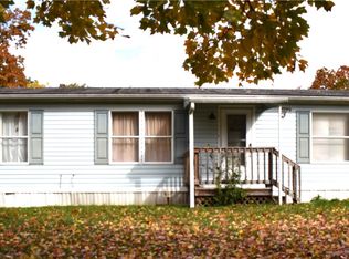 635 Pioneer Rd, Franklin, PA 16323