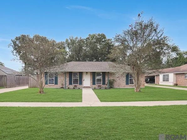 40209 La Rochelle Rd, Prairieville, LA 70769