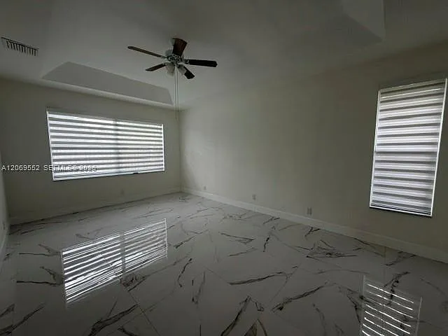 16286 Erie Pl — Photo 9