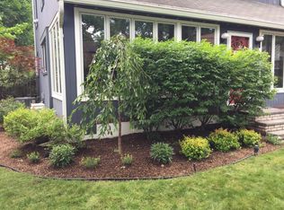 563 Sagamore Ave, Teaneck, NJ 07666