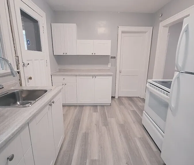 1291 Elsmere Ave #5 — Photo 1