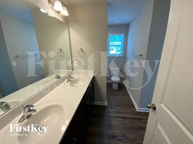 2014 Cypress Village Dr NW — Photo 10
