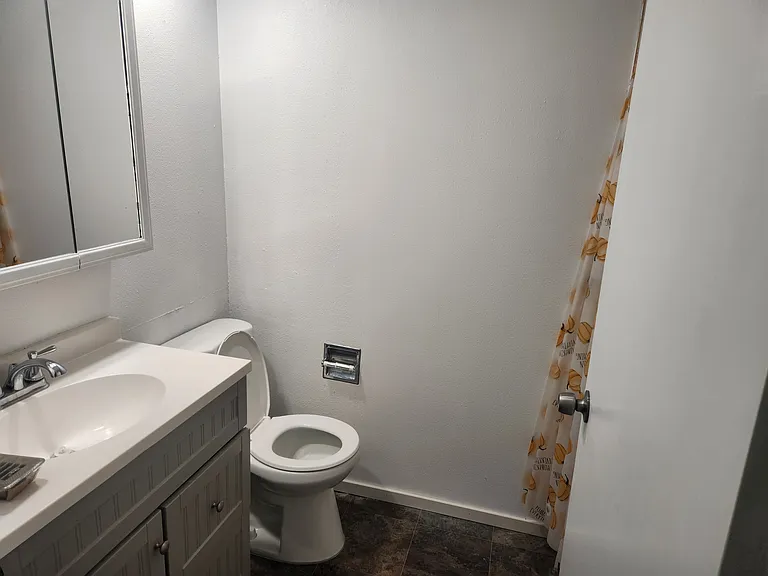 8016 N Hughes Dr — Photo 8