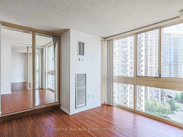 131 Beecroft Rd #1504 — Photo 22