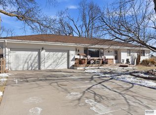 20764 Emmet St, Elkhorn, NE 68022