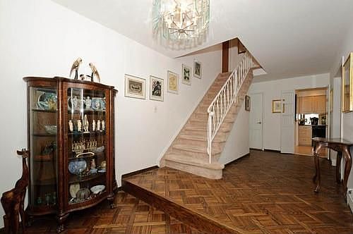 3rd image of 21 Joyce Ln