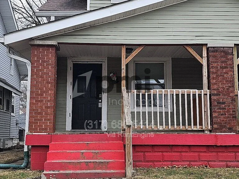 403 Wallace Ave — Photo 2