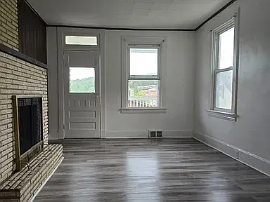 5865 Madison Ave #1 — Photo 3
