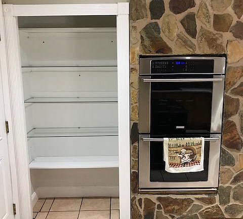 5th image of 5908 Pamela Dr
