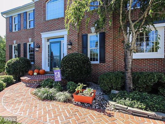 Lovely landscaping 