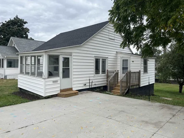 727 West Carroll Street, Portage, WI 53901