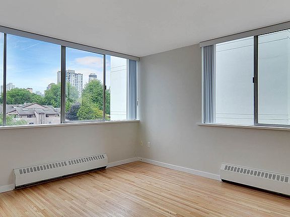2nd image of 1750 Davie St #606