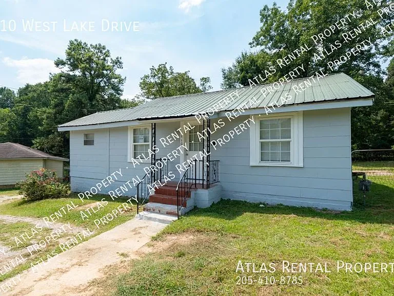 510 W Lake Dr — Photo 2