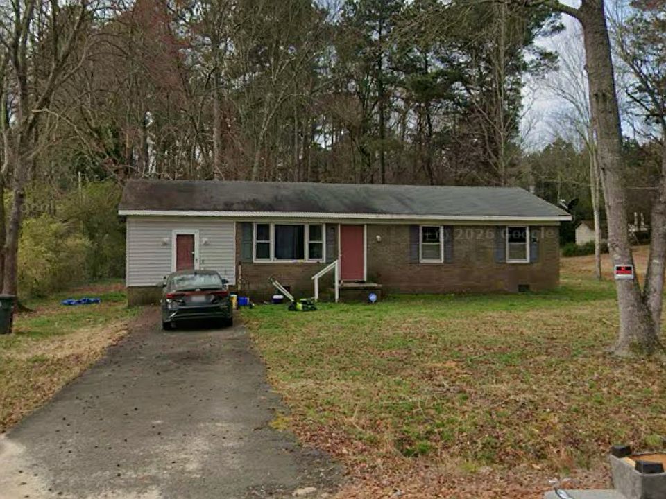 1st image of 319 Lakeview Dr