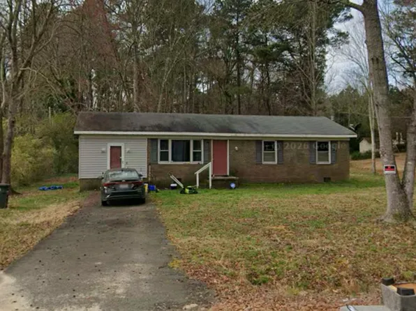 319 Lakeview Dr, Wadesboro, NC 28170