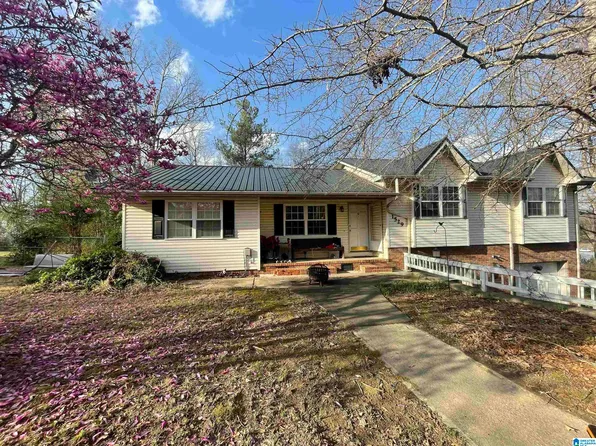 1529 Burnham Rd, Anniston, AL 36206