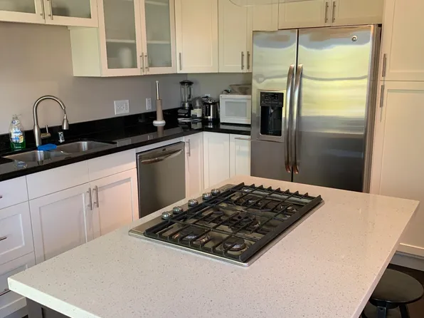 605 Pacific Ave APT 303, Santa Cruz, CA 95060