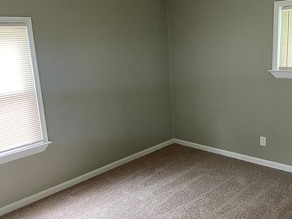 5th image of 21116 Audrey Ave
