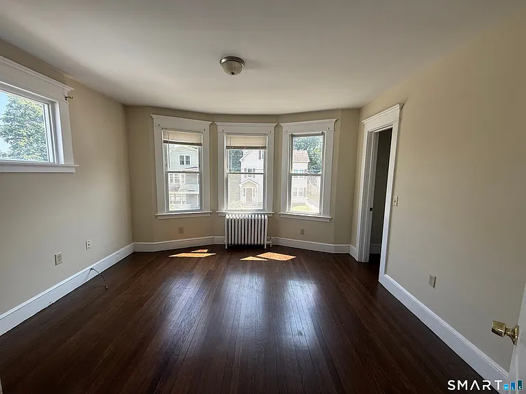 49 Fairfield St #2 — Photo 16