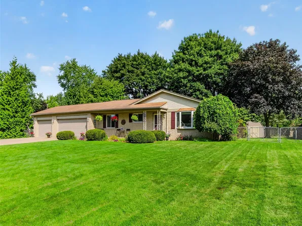 6282 Peach Dr, Clarkston, MI 48346