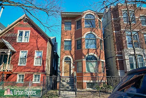 3713 N Janssen Ave Photo 1