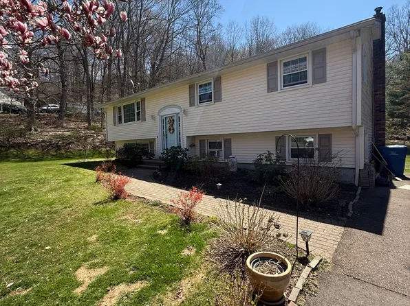 43 Humming Bird Drive, North Branford, CT 06472