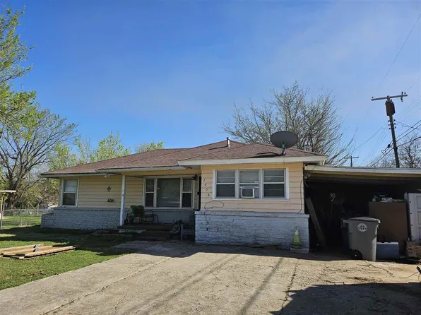 2408 NW Ozmun Ave, Lawton, OK 73505