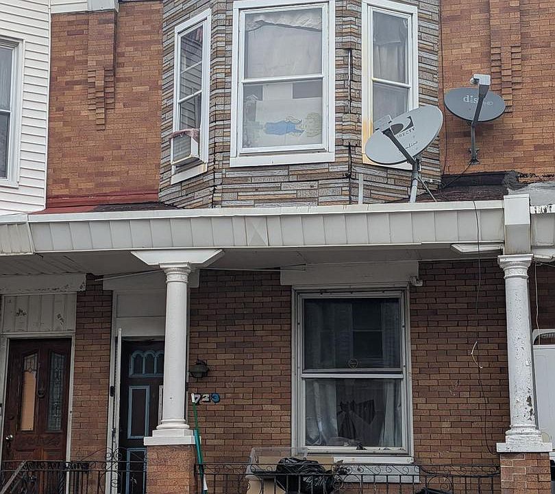 1st image of 723 E Thayer St