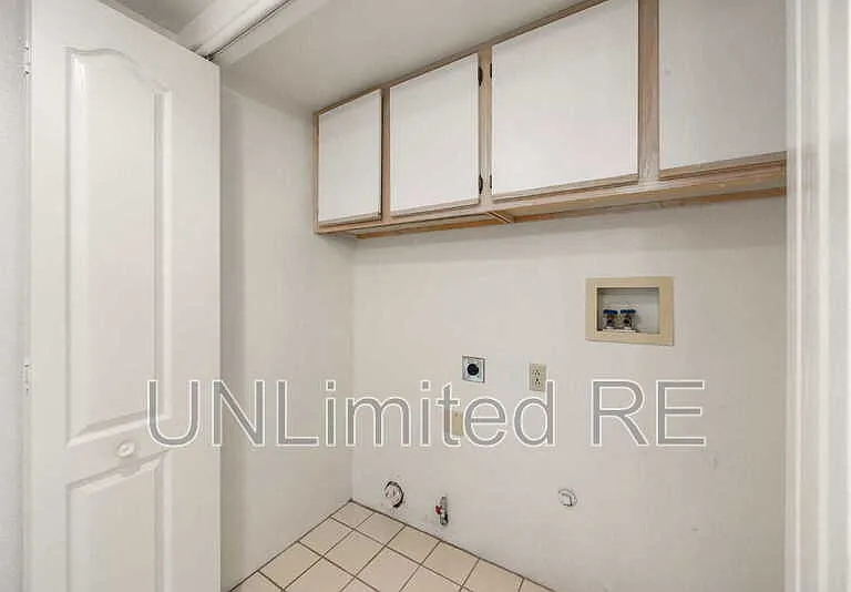 3285 N Hedgewood Dr #B — Photo 12