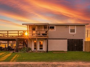 512 Caisson St, Surfside Beach, TX 77541