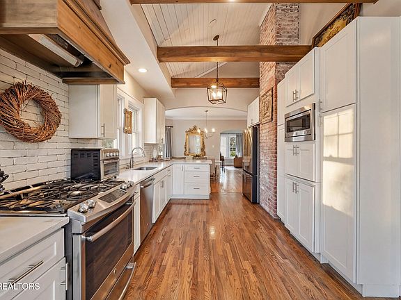 5th image of this home