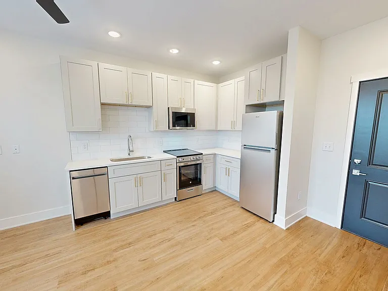 Factory 52 Apartments — Photo 56
