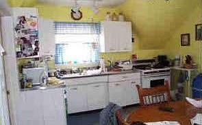 3rd image of 303 S 10th St
