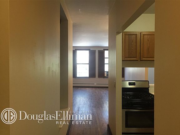 5th image of 2623-2611 Fredrick Douglass Blvd Unit 2J