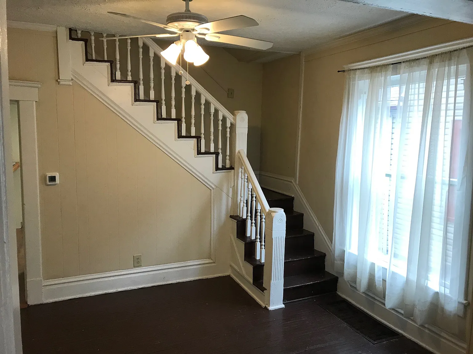 2 bed, 1176 sqft, $1,450 — Photo 4