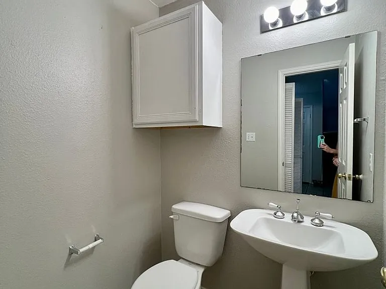 116 Crest Dr — Photo 10