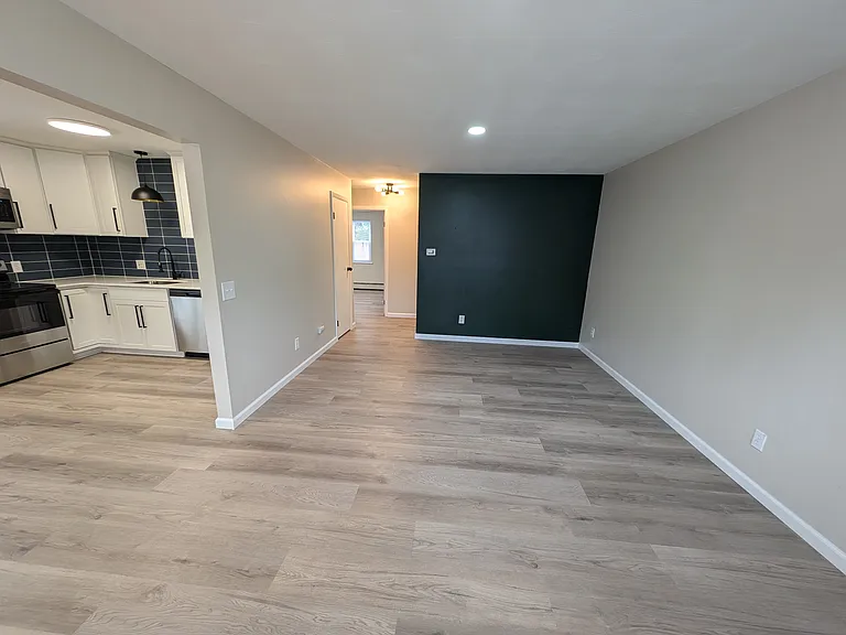 35 Terrel Dr #2 — Photo 6