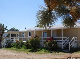 18241 N Longhorn Dr, Dolan Springs, AZ 86441