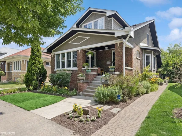 538 S Humphrey Ave, Oak Park, IL 60304