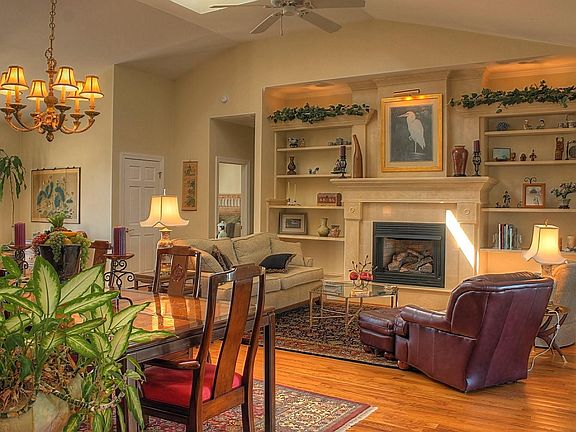 4th image of 606 Lake Pointe