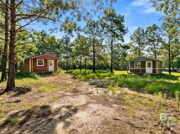 15685 Louis Cooper Rd, Bay Minette, AL 36507